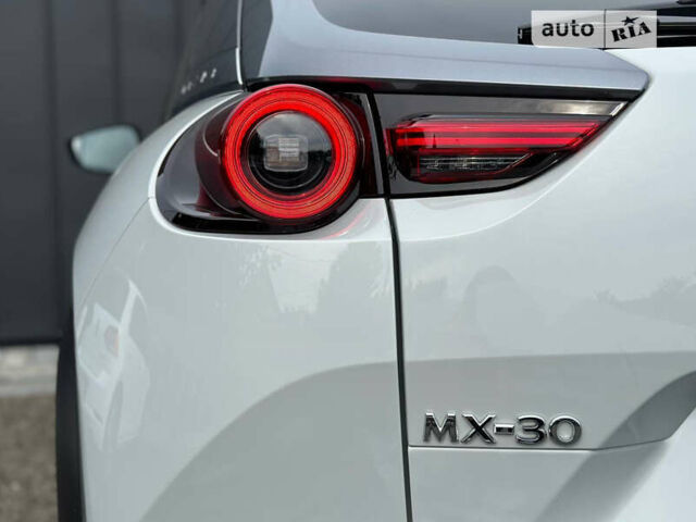 Мазда MX-30, объемом двигателя 0 л и пробегом 27 тыс. км за 17000 $, фото 9 на Automoto.ua