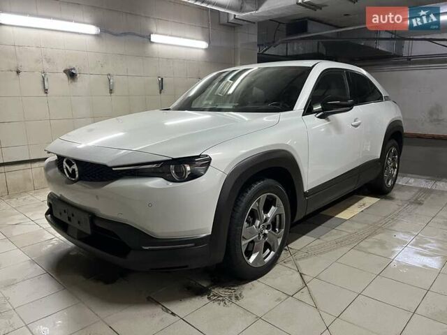 Мазда MX-30, объемом двигателя 0 л и пробегом 27 тыс. км за 14900 $, фото 1 на Automoto.ua