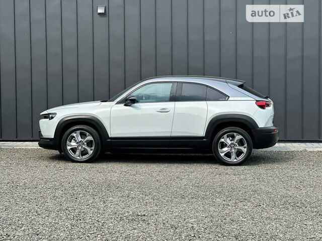 Мазда MX-30, объемом двигателя 0 л и пробегом 27 тыс. км за 17000 $, фото 4 на Automoto.ua