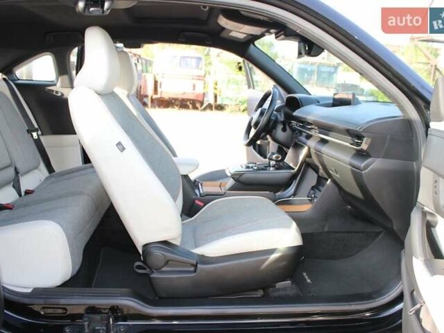 Мазда MX-30, объемом двигателя 0 л и пробегом 37 тыс. км за 18500 $, фото 11 на Automoto.ua