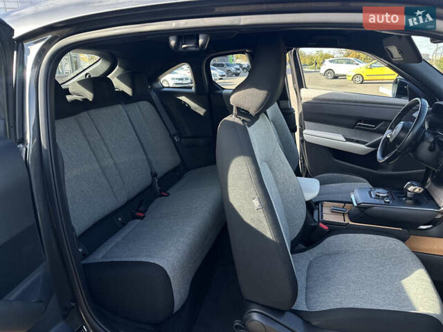 Мазда MX-30, объемом двигателя 0 л и пробегом 52 тыс. км за 14500 $, фото 3 на Automoto.ua