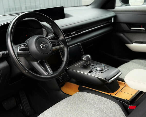 Мазда MX-30, объемом двигателя 0 л и пробегом 44 тыс. км за 14900 $, фото 11 на Automoto.ua