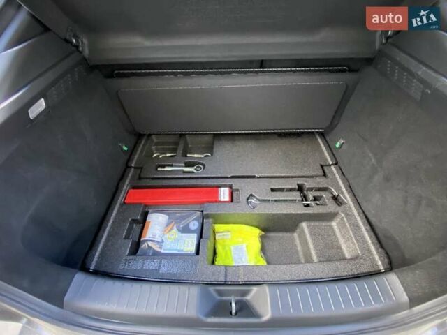 Серый Мазда MX-30, объемом двигателя 0 л и пробегом 69 тыс. км за 16000 $, фото 22 на Automoto.ua