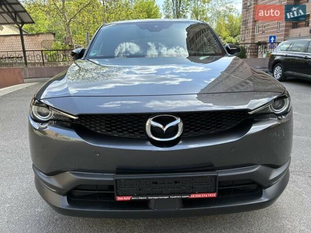 Серый Мазда MX-30, объемом двигателя 0 л и пробегом 19 тыс. км за 14899 $, фото 49 на Automoto.ua