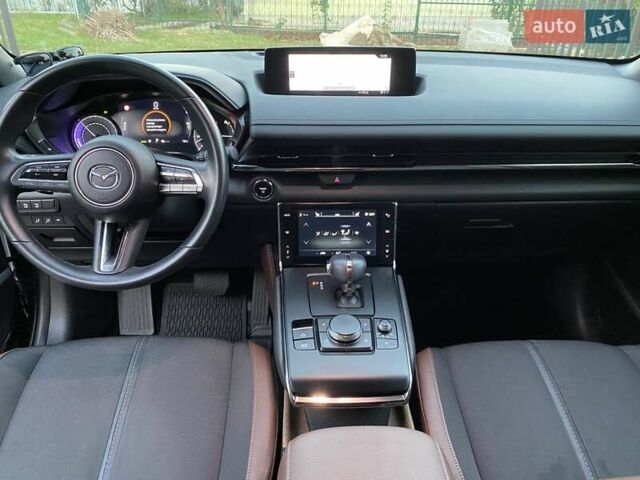Серый Мазда MX-30, объемом двигателя 0 л и пробегом 69 тыс. км за 16000 $, фото 7 на Automoto.ua