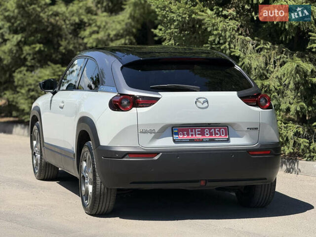 Сірий Мазда MX-30, об'ємом двигуна 0 л та пробігом 55 тис. км за 14800 $, фото 16 на Automoto.ua