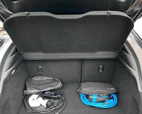 Сірий Мазда MX-30, об'ємом двигуна 0 л та пробігом 65 тис. км за 15200 $, фото 37 на Automoto.ua