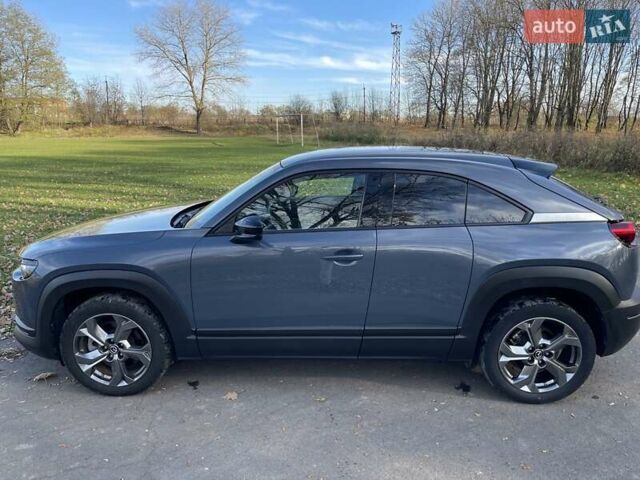 Серый Мазда MX-30, объемом двигателя 0 л и пробегом 58 тыс. км за 14300 $, фото 8 на Automoto.ua