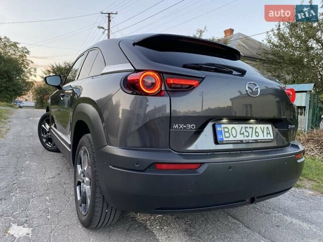 Серый Мазда MX-30, объемом двигателя 0 л и пробегом 69 тыс. км за 16000 $, фото 9 на Automoto.ua