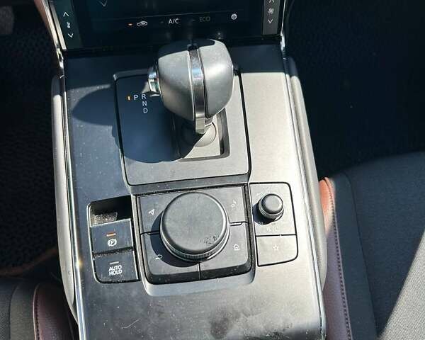 Серый Мазда MX-30, объемом двигателя 0 л и пробегом 61 тыс. км за 16200 $, фото 51 на Automoto.ua