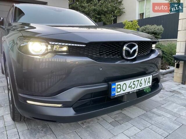 Серый Мазда MX-30, объемом двигателя 0 л и пробегом 69 тыс. км за 16000 $, фото 12 на Automoto.ua