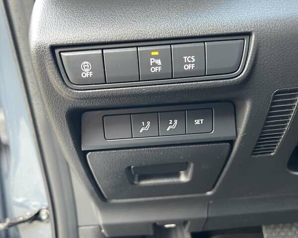 Серый Мазда MX-30, объемом двигателя 0 л и пробегом 58 тыс. км за 14300 $, фото 79 на Automoto.ua