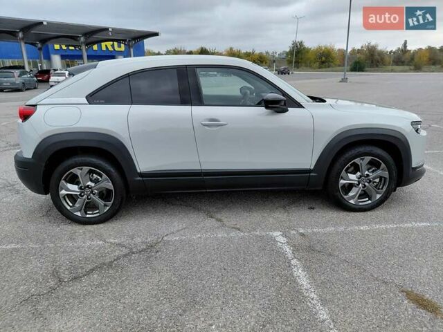 Мазда MX-30 2020 в Днепре (Днепропетровске) на Automoto.ua Серый Мазда MX-30, объемом двигателя 0 л и пробегом 109 тыс. км за 13999 $, фото 6 на Automoto.ua