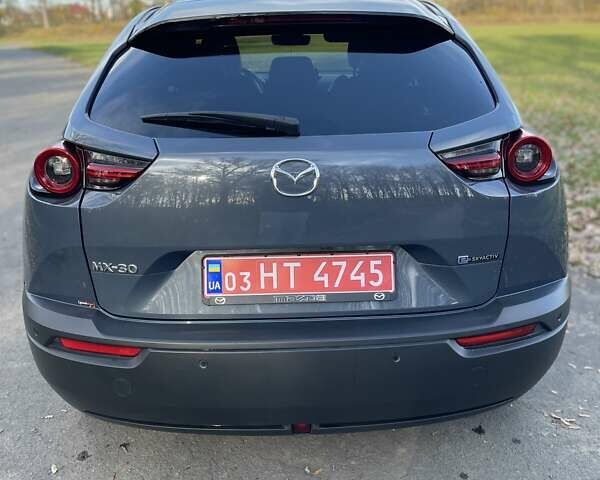 Серый Мазда MX-30, объемом двигателя 0 л и пробегом 58 тыс. км за 14300 $, фото 13 на Automoto.ua