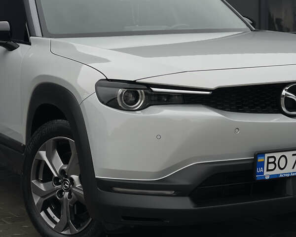 Сірий Мазда MX-30, об'ємом двигуна 0 л та пробігом 42 тис. км за 19500 $, фото 10 на Automoto.ua