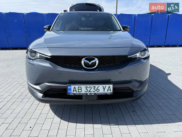 Серый Мазда MX-30, объемом двигателя 0 л и пробегом 33 тыс. км за 15500 $, фото 2 на Automoto.ua