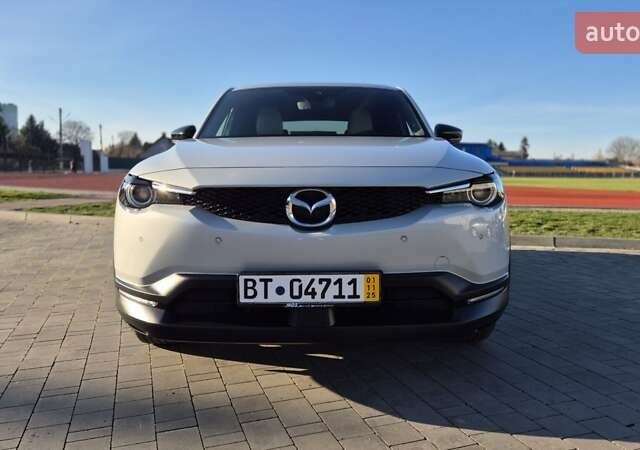Сірий Мазда MX-30, об'ємом двигуна 0 л та пробігом 119 тис. км за 13600 $, фото 13 на Automoto.ua