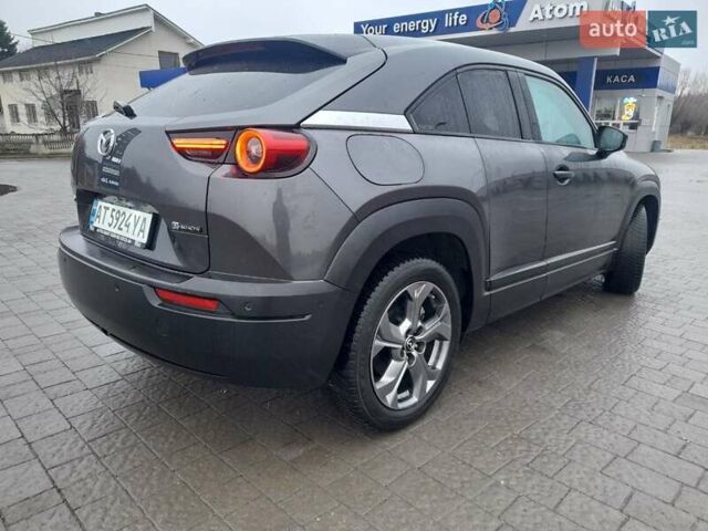 Сірий Мазда MX-30, об'ємом двигуна 0 л та пробігом 65 тис. км за 15200 $, фото 5 на Automoto.ua