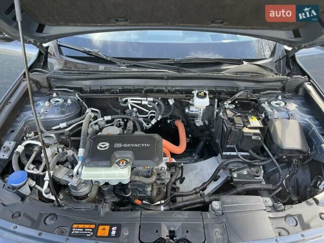 Серый Мазда MX-30, объемом двигателя 0 л и пробегом 58 тыс. км за 14300 $, фото 36 на Automoto.ua