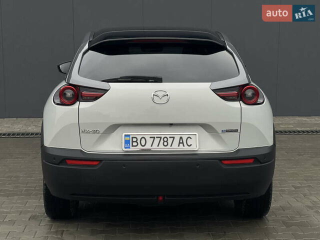 Сірий Мазда MX-30, об'ємом двигуна 0 л та пробігом 42 тис. км за 19500 $, фото 13 на Automoto.ua