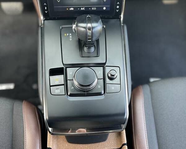 Серый Мазда MX-30, объемом двигателя 0 л и пробегом 58 тыс. км за 14300 $, фото 72 на Automoto.ua