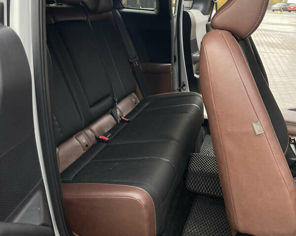 Сірий Мазда MX-30, об'ємом двигуна 0 л та пробігом 42 тис. км за 19500 $, фото 31 на Automoto.ua