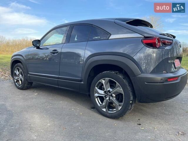 Серый Мазда MX-30, объемом двигателя 0 л и пробегом 58 тыс. км за 14300 $, фото 10 на Automoto.ua