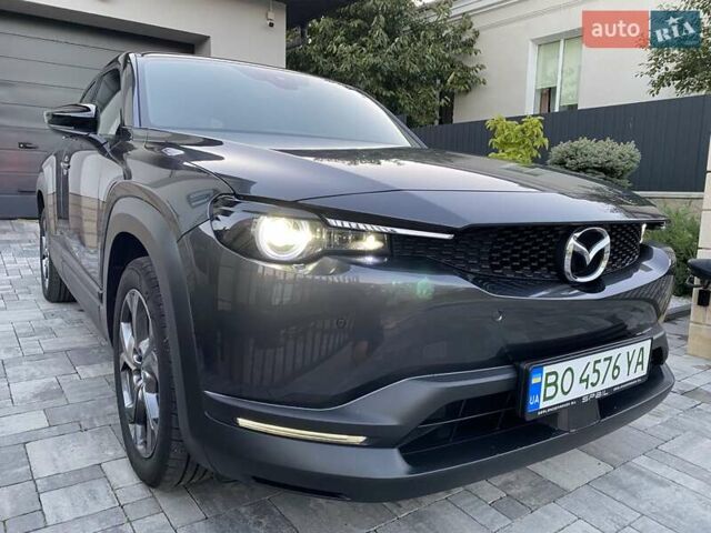 Серый Мазда MX-30, объемом двигателя 0 л и пробегом 69 тыс. км за 16000 $, фото 11 на Automoto.ua
