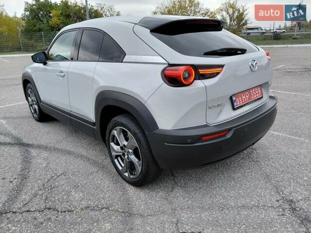 Мазда MX-30 2020 в Днепре (Днепропетровске) на Automoto.ua Серый Мазда MX-30, объемом двигателя 0 л и пробегом 109 тыс. км за 13999 $, фото 7 на Automoto.ua