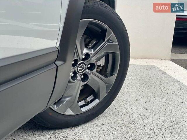 Сірий Мазда MX-30, об'ємом двигуна 0 л та пробігом 45 тис. км за 15150 $, фото 10 на Automoto.ua