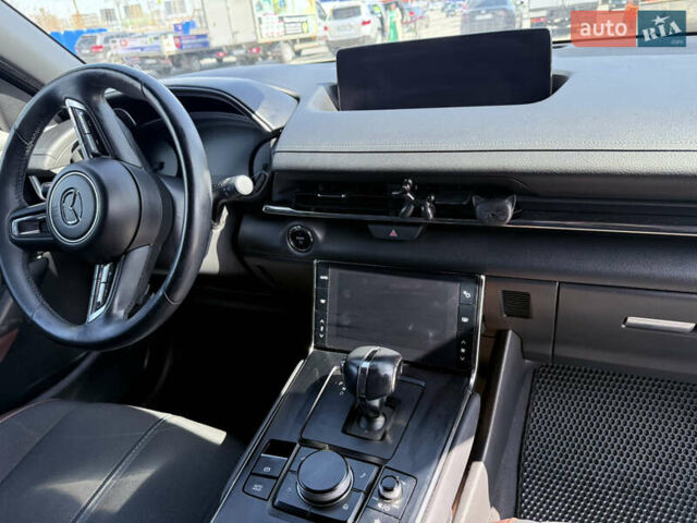 Серый Мазда MX-30, объемом двигателя 0 л и пробегом 33 тыс. км за 15500 $, фото 28 на Automoto.ua