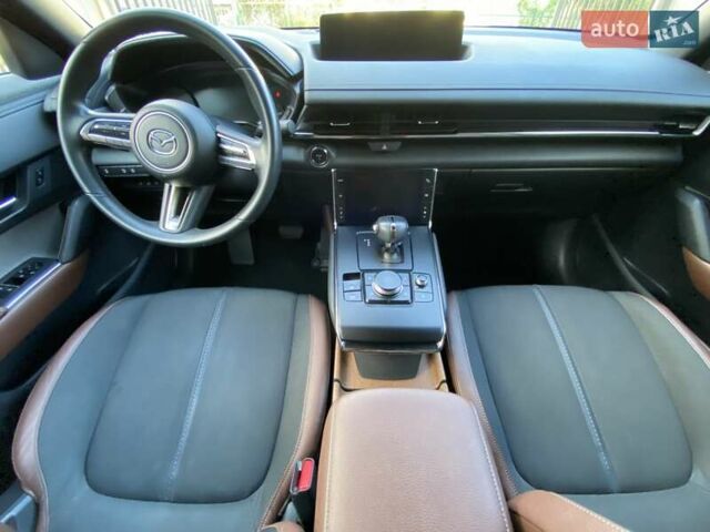 Серый Мазда MX-30, объемом двигателя 0 л и пробегом 69 тыс. км за 16000 $, фото 20 на Automoto.ua