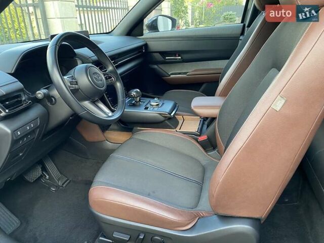 Серый Мазда MX-30, объемом двигателя 0 л и пробегом 69 тыс. км за 16000 $, фото 13 на Automoto.ua