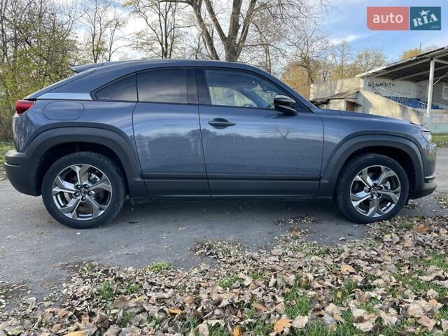 Серый Мазда MX-30, объемом двигателя 0 л и пробегом 58 тыс. км за 14300 $, фото 23 на Automoto.ua