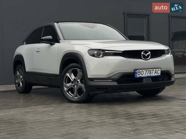 Сірий Мазда MX-30, об'ємом двигуна 0 л та пробігом 42 тис. км за 19500 $, фото 9 на Automoto.ua