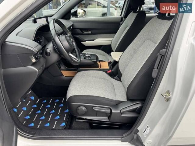 Серый Мазда MX-30, объемом двигателя 0 л и пробегом 65 тыс. км за 14500 $, фото 21 на Automoto.ua