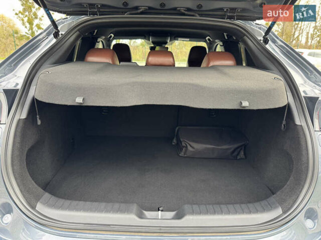 Серый Мазда MX-30, объемом двигателя 0 л и пробегом 43 тыс. км за 14499 $, фото 92 на Automoto.ua