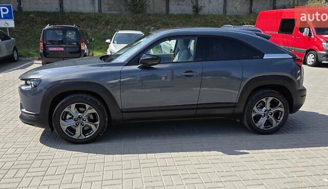 Сірий Мазда MX-30, об'ємом двигуна 0 л та пробігом 57 тис. км за 14777 $, фото 39 на Automoto.ua