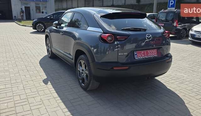 Сірий Мазда MX-30, об'ємом двигуна 0 л та пробігом 57 тис. км за 14777 $, фото 32 на Automoto.ua