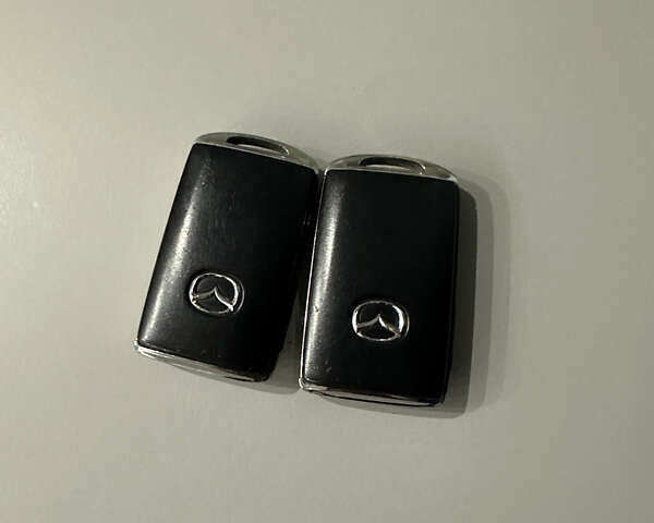 Серый Мазда MX-30, объемом двигателя 0 л и пробегом 39 тыс. км за 14900 $, фото 30 на Automoto.ua