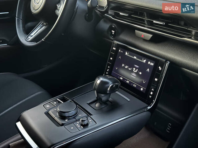 Серый Мазда MX-30, объемом двигателя 0 л и пробегом 89 тыс. км за 13400 $, фото 54 на Automoto.ua