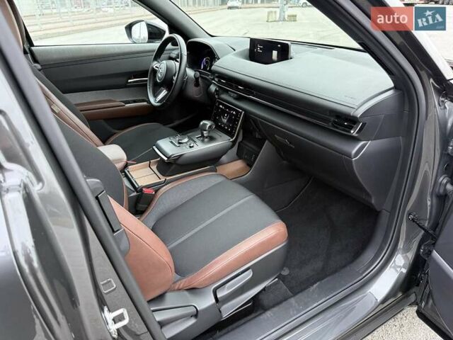 Серый Мазда MX-30, объемом двигателя 0 л и пробегом 22 тыс. км за 15200 $, фото 32 на Automoto.ua