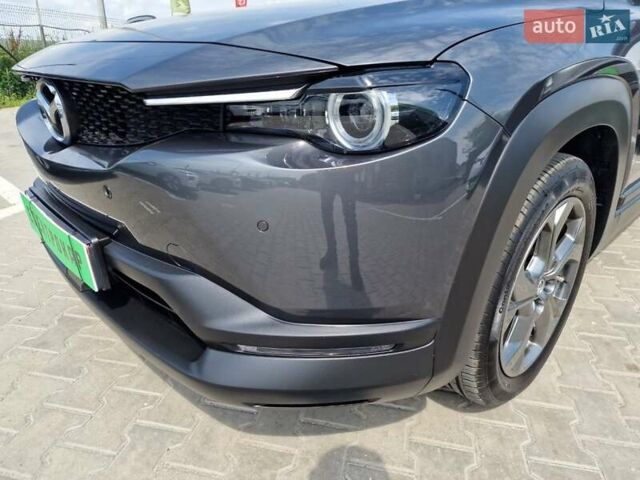 Серый Мазда MX-30, объемом двигателя 0 л и пробегом 70 тыс. км за 14500 $, фото 1 на Automoto.ua
