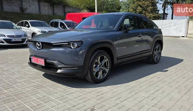 Сірий Мазда MX-30, об'ємом двигуна 0 л та пробігом 57 тис. км за 14777 $, фото 1 на Automoto.ua