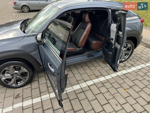 Серый Мазда MX-30, объемом двигателя 0 л и пробегом 43 тыс. км за 14499 $, фото 33 на Automoto.ua