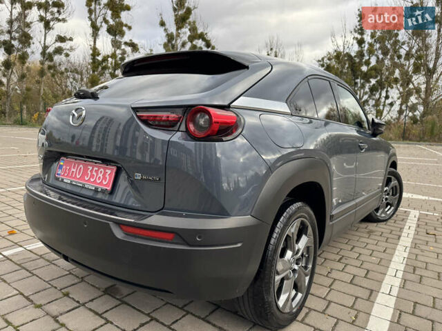 Серый Мазда MX-30, объемом двигателя 0 л и пробегом 43 тыс. км за 14499 $, фото 15 на Automoto.ua