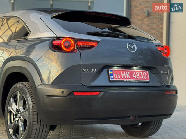 Серый Мазда MX-30, объемом двигателя 0 л и пробегом 89 тыс. км за 13400 $, фото 41 на Automoto.ua