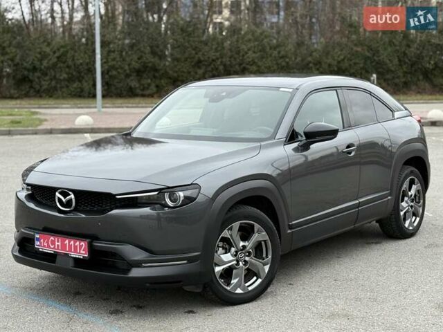 Серый Мазда MX-30, объемом двигателя 0 л и пробегом 22 тыс. км за 15200 $, фото 3 на Automoto.ua