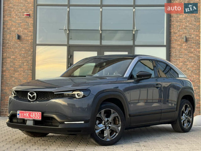 Серый Мазда MX-30, объемом двигателя 0 л и пробегом 89 тыс. км за 13400 $, фото 1 на Automoto.ua