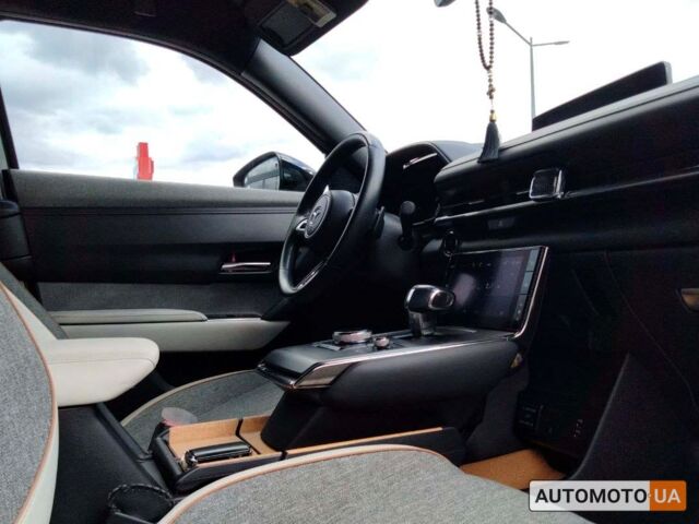 Мазда MX-30 2021 в Мукачеве на Automoto.ua Серый Мазда MX-30, объемом двигателя 36 л и пробегом 48 тыс. км за 19500 $, фото 23 на Automoto.ua